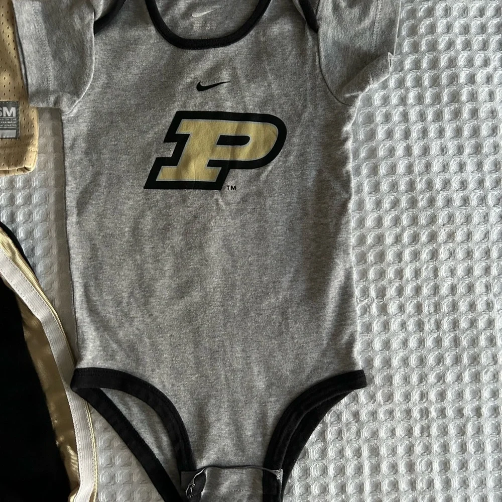Purdue Kids four Piece Set - Black, Gold, Gray - Picture 3 of 7